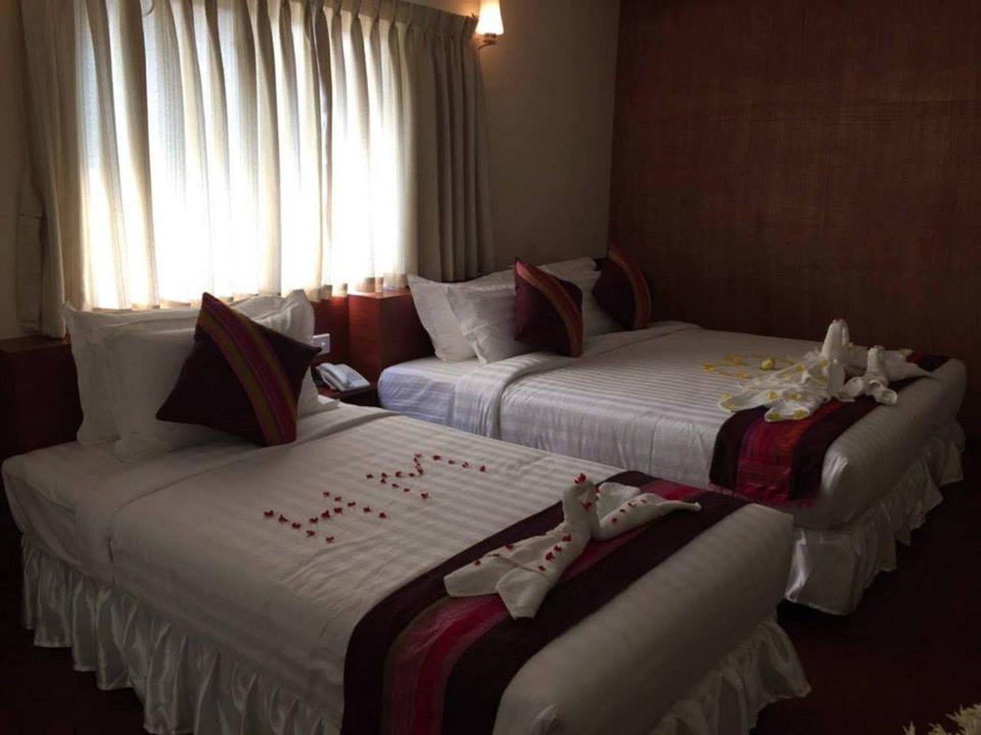 Hotel Memory Sittwe Exterior foto